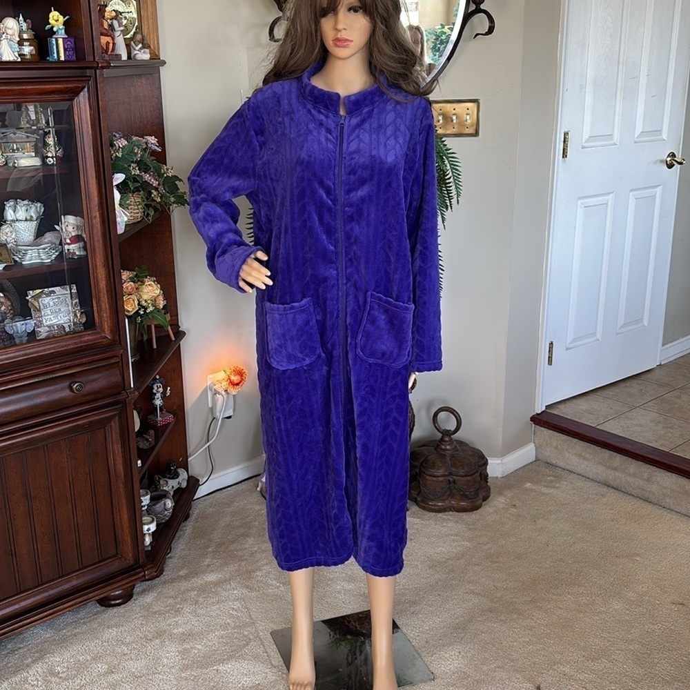 NWOT Collections Etc Vintage Purple Zip Up Robe Duster House Coat Cozy Midi